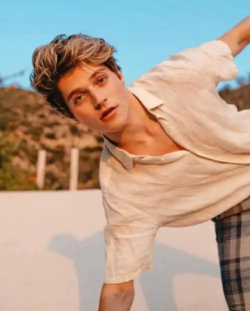 6686体育app首席作者Ophelia