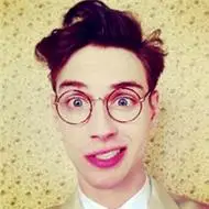 6686体育app海外作者笑到面瘫