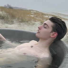 6686体育app初级作者Sebastian