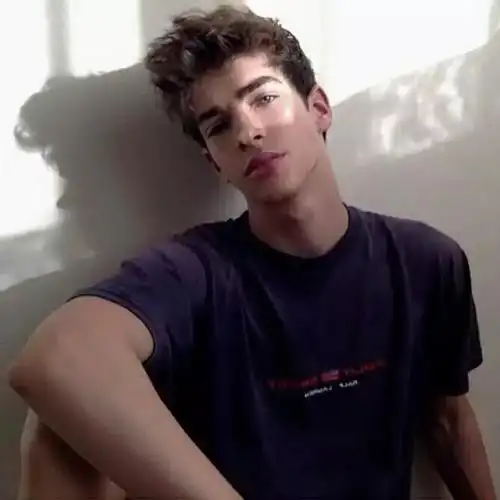 6686体育app合作伙伴Magnus