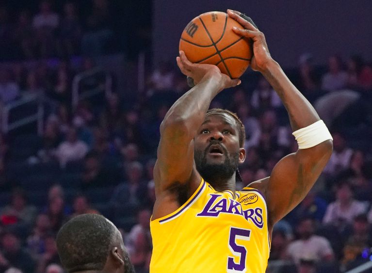 艾顿谈取胜：我们做了很多守卫调整，信任东契奇&教练