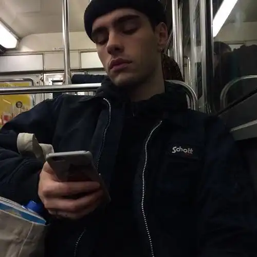 6686体育金牌作者Gianna